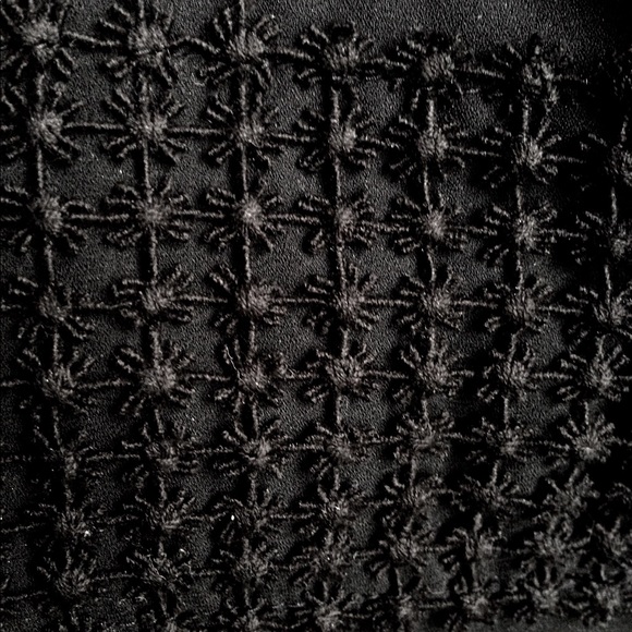 Loft Lace Tank Top - Picture 3 of 8